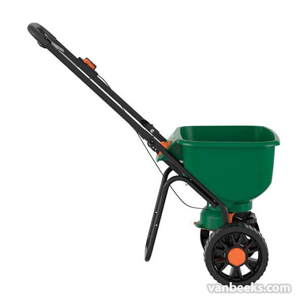 Scotts Turf Builder DLX Spreader